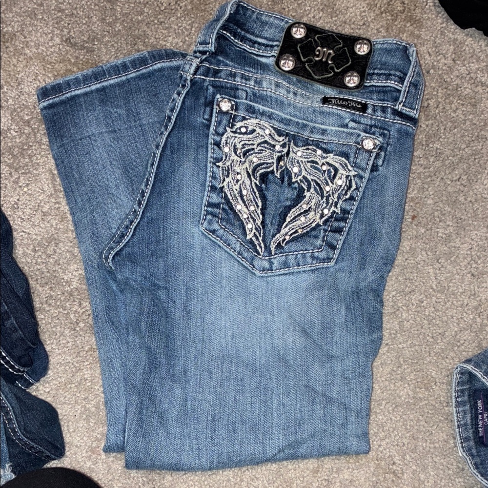 Miss Me Capri Jeans with Silver Embellishments